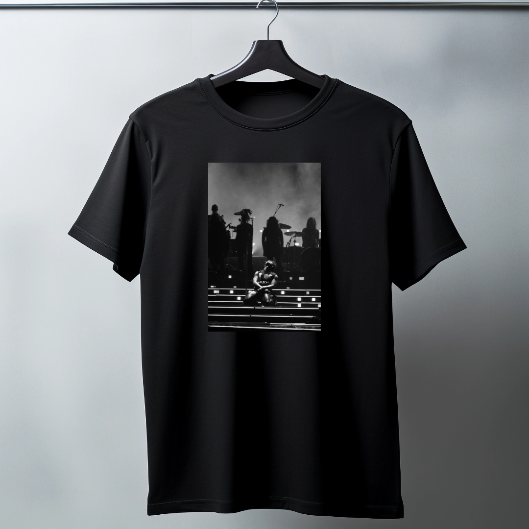 Walls Tee
