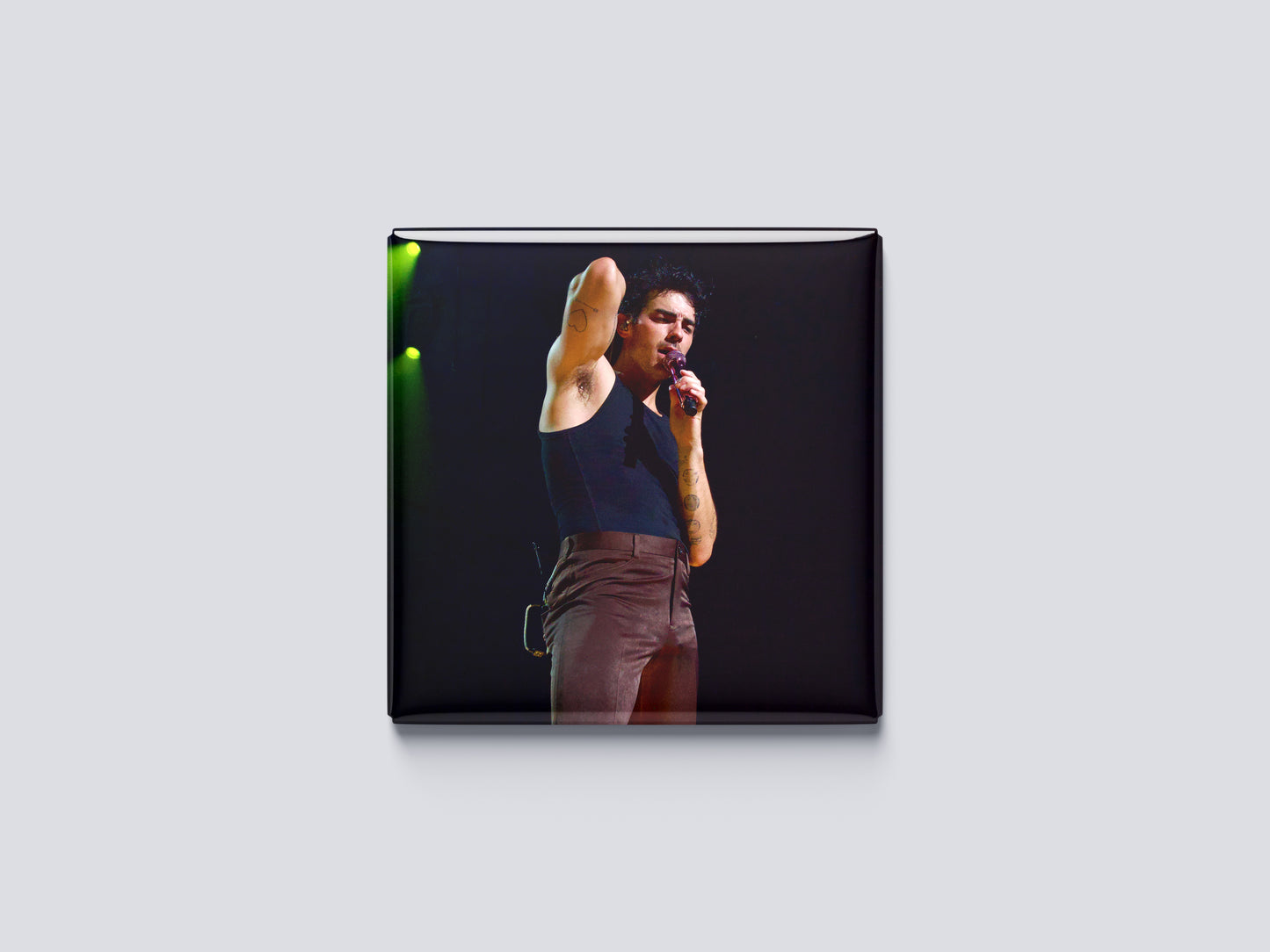 Joe Jonas Virginia Beach Magnet Trio